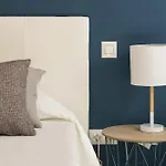 Blue & White House Apartamento *