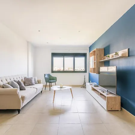 Blue & White House * Vecindario (Gran Canaria)