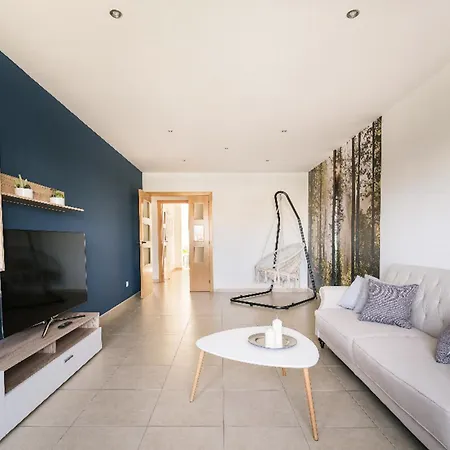 Blue & White House Apartment Vecindario (Gran Canaria)